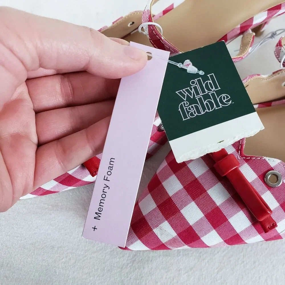 Wild Fable Coquette Gingham Kitten Heels Womens 11 Red Grommet Retro Cottage NWT - Picture 9 of 9